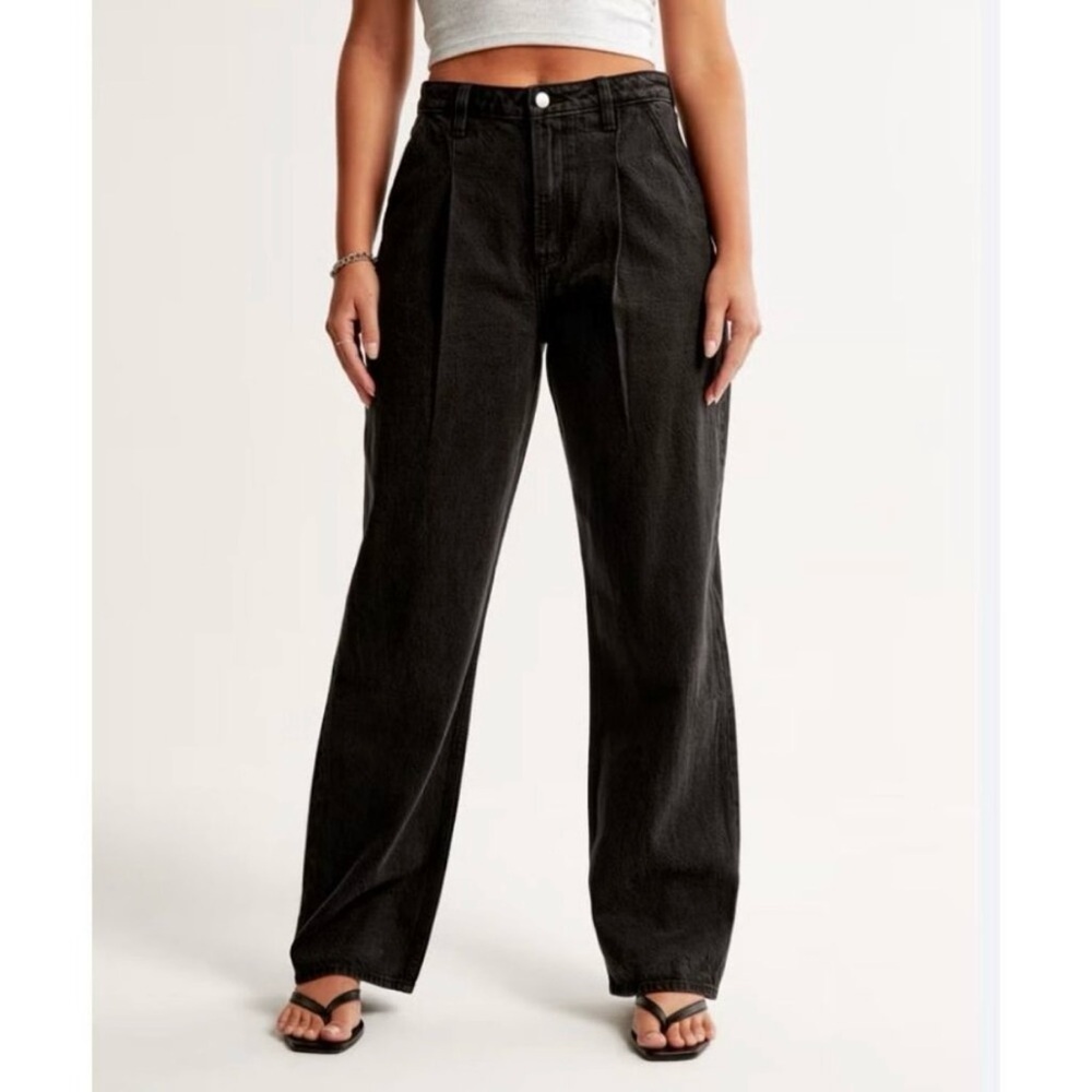 Abercrombie & Fitch The Loose High Rise Black Denim Pleated Placket Jeans